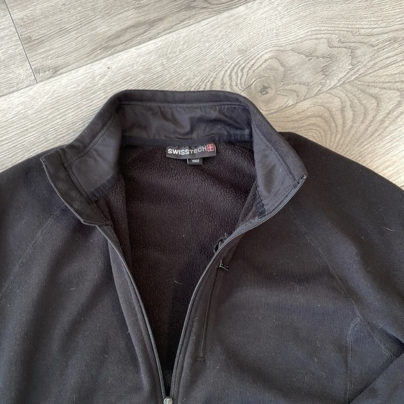 Swiss‎ Tech Zip-Up Jacket - Picture 3 of 9